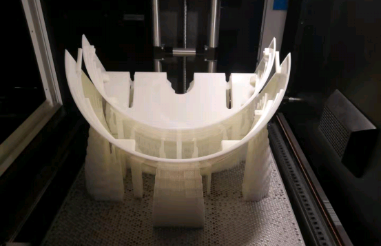 為什么要選擇SLA 3D打印機？使用SLA 3D打印機的好處有哪些？